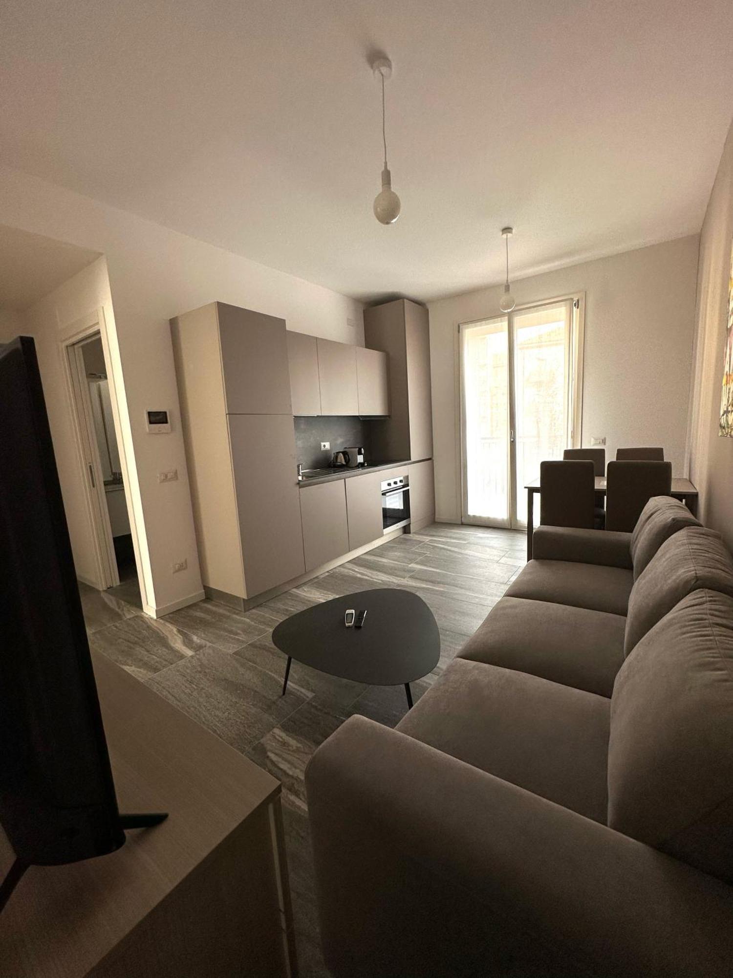 Essential Apartment Sesto San Giovanni Eksteriør billede